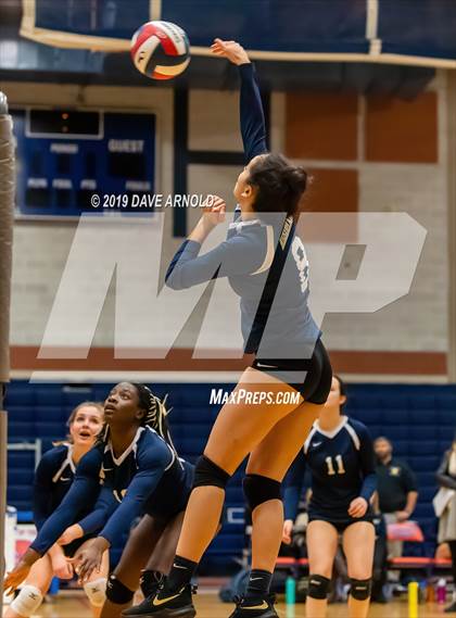 Thumbnail 3 in Boston Latin vs. Needham (MIAA Division 1 State Semi-final) photogallery.