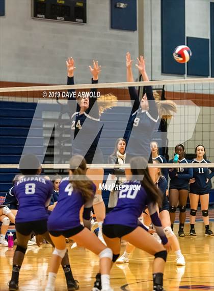 Thumbnail 3 in Boston Latin vs. Needham (MIAA Division 1 State Semi-final) photogallery.