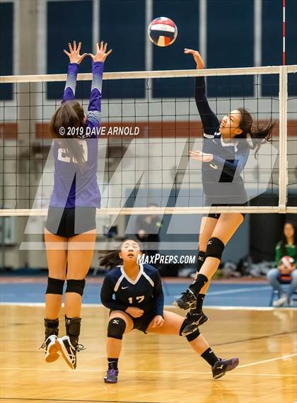 Thumbnail 2 in Boston Latin vs. Needham (MIAA Division 1 State Semi-final) photogallery.