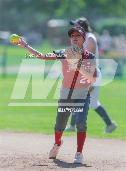 Thumbnail 3 in Downey @ Chaminade (CIFSS D1V Round 2 Playoffs) photogallery.