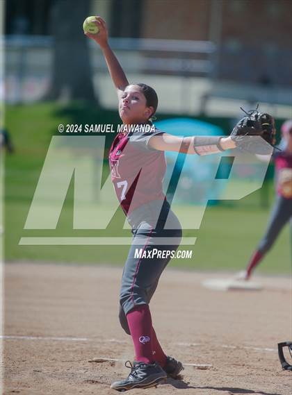 Thumbnail 1 in Downey @ Chaminade (CIFSS D1V Round 2 Playoffs) photogallery.