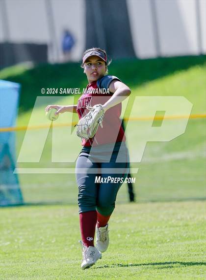 Thumbnail 1 in Downey @ Chaminade (CIFSS D1V Round 2 Playoffs) photogallery.