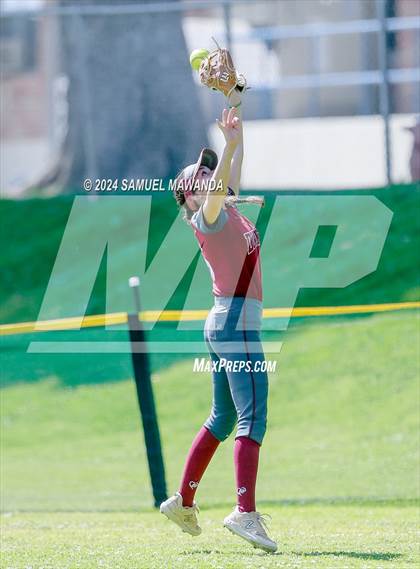 Thumbnail 3 in Downey @ Chaminade (CIFSS D1V Round 2 Playoffs) photogallery.