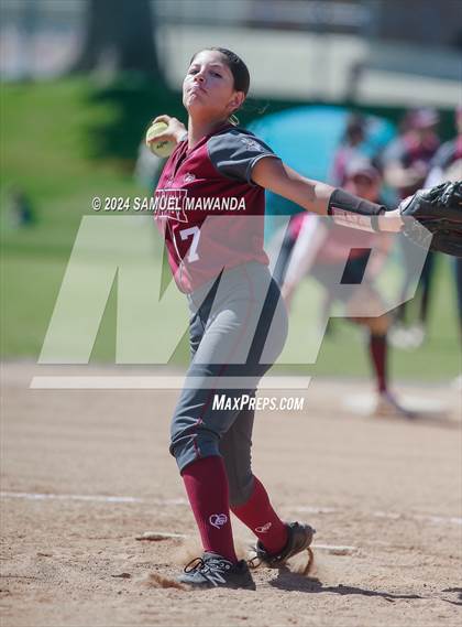 Thumbnail 1 in Downey @ Chaminade (CIFSS D1V Round 2 Playoffs) photogallery.