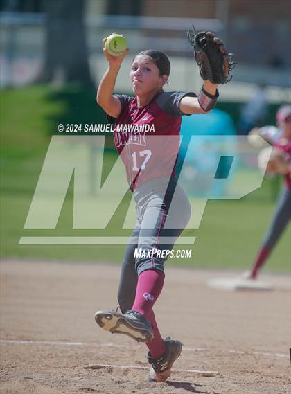 Thumbnail 3 in Downey @ Chaminade (CIFSS D1V Round 2 Playoffs) photogallery.