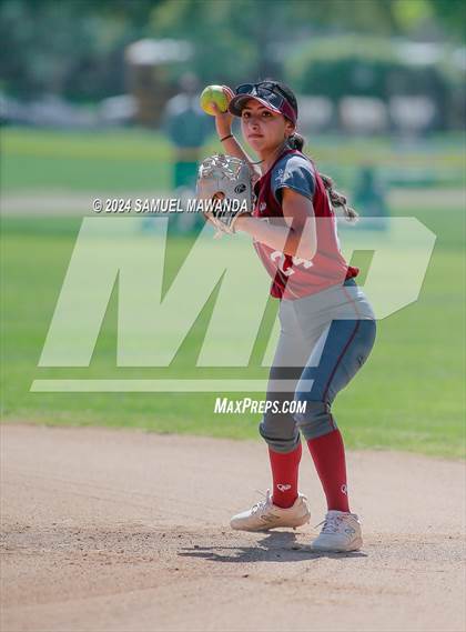 Thumbnail 1 in Downey @ Chaminade (CIFSS D1V Round 2 Playoffs) photogallery.