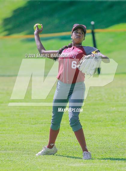 Thumbnail 1 in Downey @ Chaminade (CIFSS D1V Round 2 Playoffs) photogallery.
