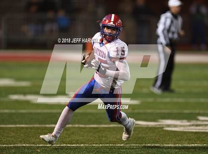 Thumbnail 2 in Girard vs. Licking Valley (OHSAA D4 Regional Final) photogallery.