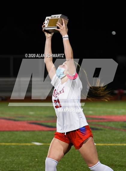 Thumbnail 1 in Fairport vs. Hilton (NYSPHSAA Class AA Final) photogallery.