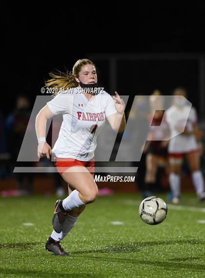 Thumbnail 2 in Fairport vs. Hilton (NYSPHSAA Class AA Final) photogallery.