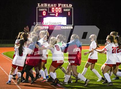 Thumbnail 2 in Fairport vs. Hilton (NYSPHSAA Class AA Final) photogallery.