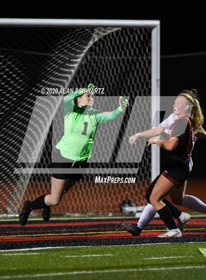 Thumbnail 1 in Fairport vs. Hilton (NYSPHSAA Class AA Final) photogallery.