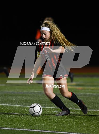 Thumbnail 3 in Fairport vs. Hilton (NYSPHSAA Class AA Final) photogallery.
