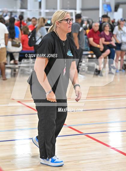 Thumbnail 1 in Tampa Prep vs. Mica Mountain (Nike TOC Southwest) photogallery.