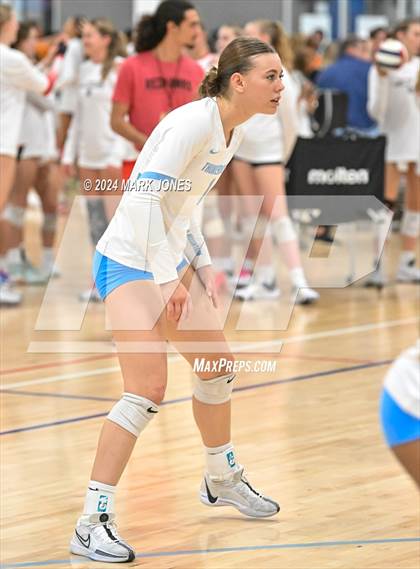 Thumbnail 3 in Tampa Prep vs. Mica Mountain (Nike TOC Southwest) photogallery.