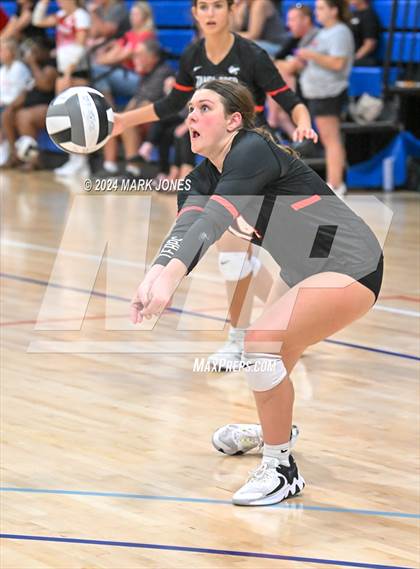 Thumbnail 3 in Tampa Prep vs. Mica Mountain (Nike TOC Southwest) photogallery.