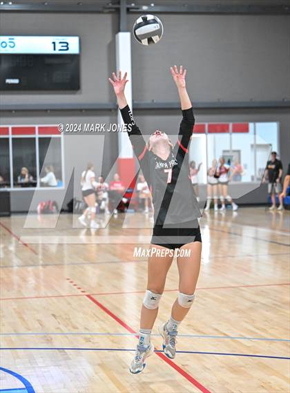 Thumbnail 2 in Tampa Prep vs. Mica Mountain (Nike TOC Southwest) photogallery.
