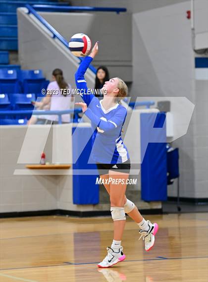 Thumbnail 3 in Perryville @ Jessieville photogallery.