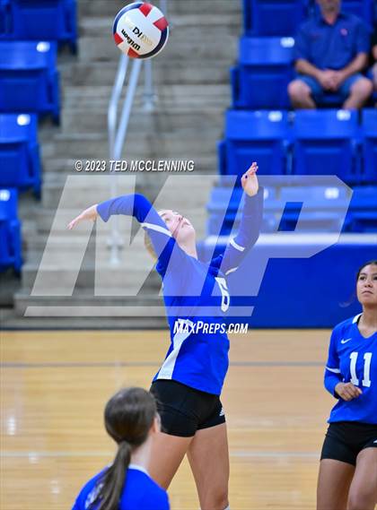 Thumbnail 1 in Perryville @ Jessieville photogallery.
