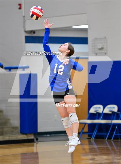 Thumbnail 1 in Perryville @ Jessieville photogallery.