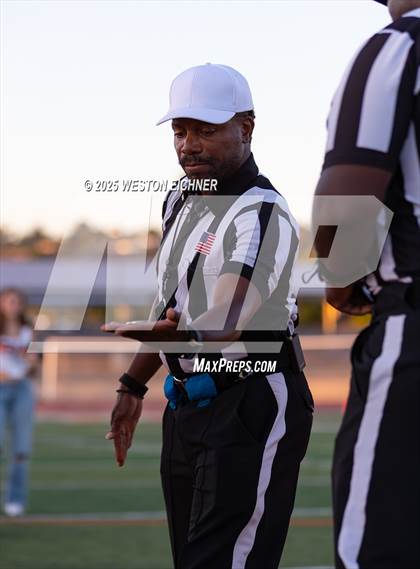 Thumbnail 2 in Mira Mesa @ Valhalla photogallery.