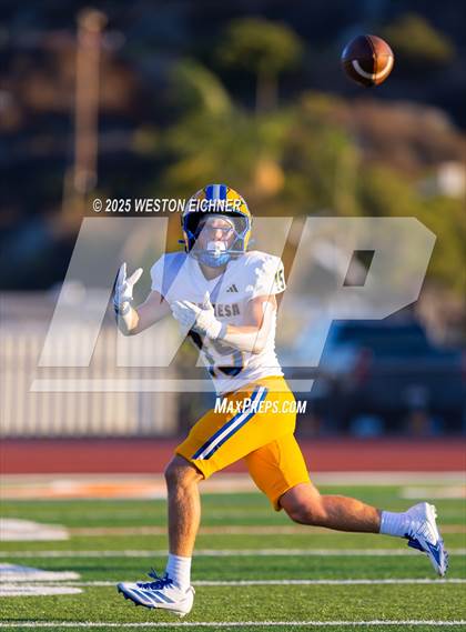 Thumbnail 1 in Mira Mesa @ Valhalla photogallery.
