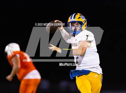 Thumbnail 2 in Mira Mesa @ Valhalla photogallery.