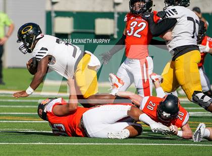 Thumbnail 2 in Klein Oak vs Rockwall (UIL 6A Regional Playoff) photogallery.