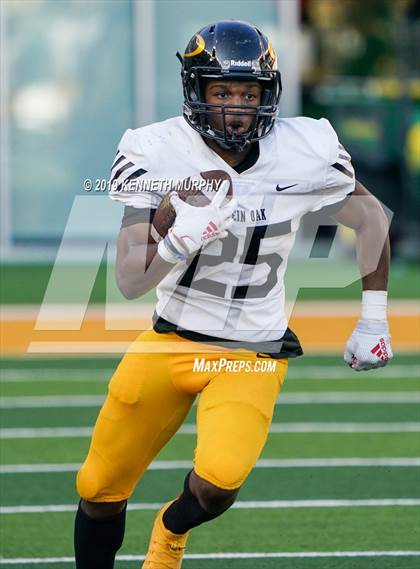 Thumbnail 2 in Klein Oak vs Rockwall (UIL 6A Regional Playoff) photogallery.