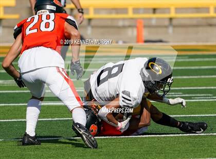 Thumbnail 3 in Klein Oak vs Rockwall (UIL 6A Regional Playoff) photogallery.
