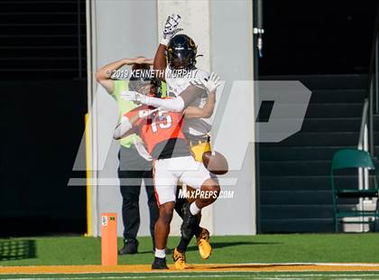 Thumbnail 3 in Klein Oak vs Rockwall (UIL 6A Regional Playoff) photogallery.