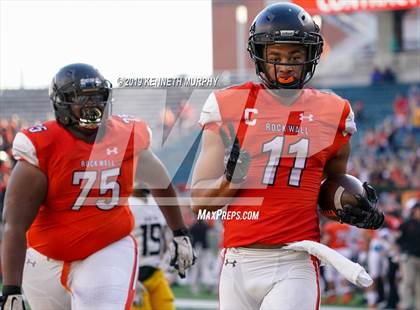 Thumbnail 2 in Klein Oak vs Rockwall (UIL 6A Regional Playoff) photogallery.