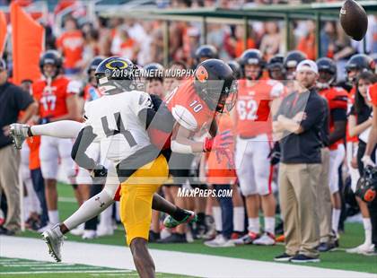 Thumbnail 1 in Klein Oak vs Rockwall (UIL 6A Regional Playoff) photogallery.