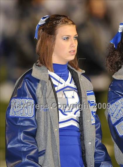 Thumbnail 2 in Pewitt vs. Aubrey (Texas 2A Division II Region II Area Playoffs) photogallery.