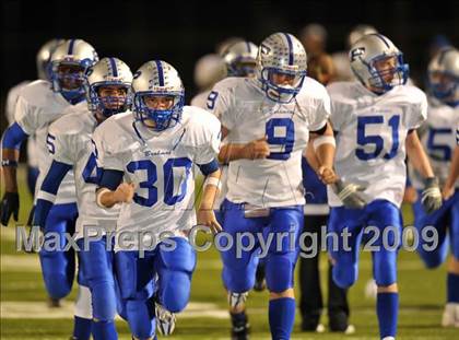 Thumbnail 1 in Pewitt vs. Aubrey (Texas 2A Division II Region II Area Playoffs) photogallery.