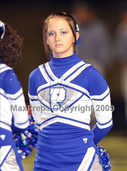 Thumbnail 2 in Pewitt vs. Aubrey (Texas 2A Division II Region II Area Playoffs) photogallery.