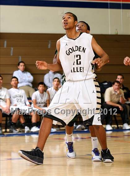 Thumbnail 3 in Providence vs. Golden Valley (Chaminade Holiday Classic) photogallery.