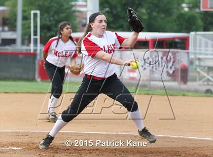 Thumbnail 3 in Washington-Lee @ McLean (VHSL 6A Conf 6 Quarterfinal) photogallery.
