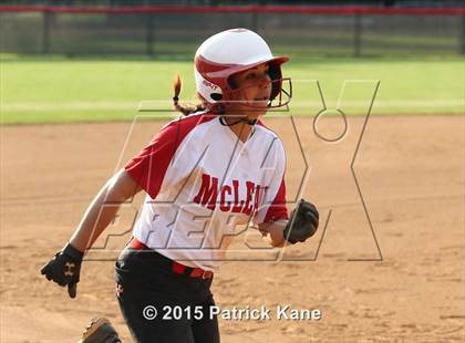 Thumbnail 3 in Washington-Lee @ McLean (VHSL 6A Conf 6 Quarterfinal) photogallery.