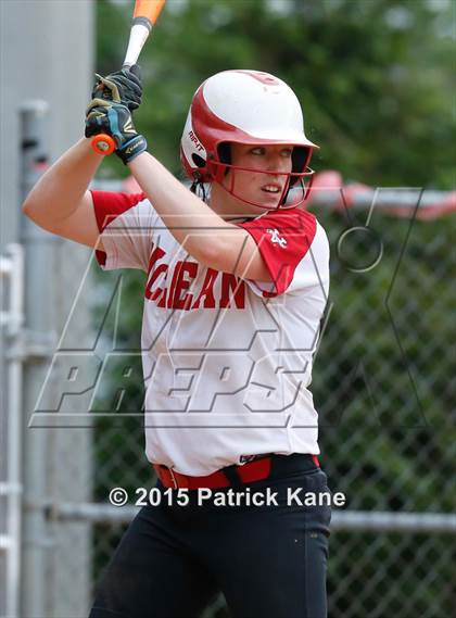 Thumbnail 2 in Washington-Lee @ McLean (VHSL 6A Conf 6 Quarterfinal) photogallery.