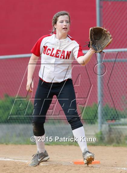 Thumbnail 1 in Washington-Lee @ McLean (VHSL 6A Conf 6 Quarterfinal) photogallery.