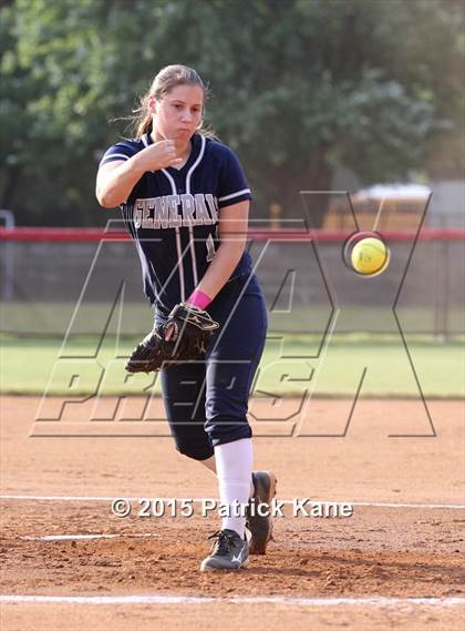 Thumbnail 2 in Washington-Lee @ McLean (VHSL 6A Conf 6 Quarterfinal) photogallery.