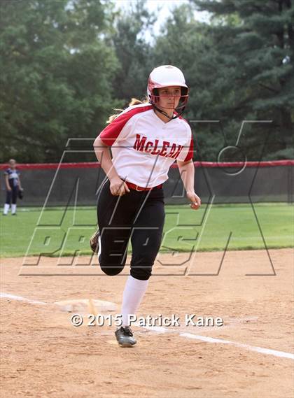 Thumbnail 3 in Washington-Lee @ McLean (VHSL 6A Conf 6 Quarterfinal) photogallery.