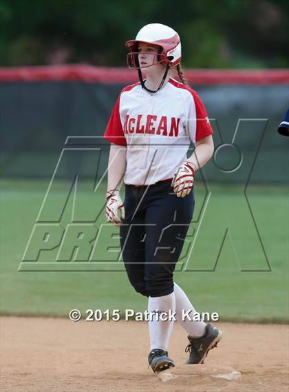 Thumbnail 1 in Washington-Lee @ McLean (VHSL 6A Conf 6 Quarterfinal) photogallery.