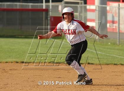 Thumbnail 1 in Washington-Lee @ McLean (VHSL 6A Conf 6 Quarterfinal) photogallery.