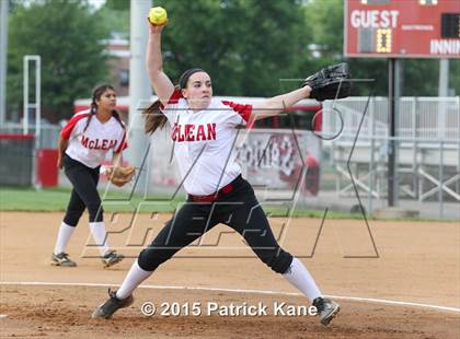 Thumbnail 1 in Washington-Lee @ McLean (VHSL 6A Conf 6 Quarterfinal) photogallery.