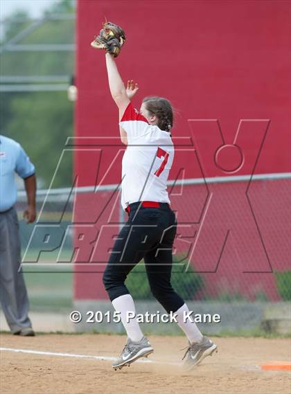 Thumbnail 1 in Washington-Lee @ McLean (VHSL 6A Conf 6 Quarterfinal) photogallery.