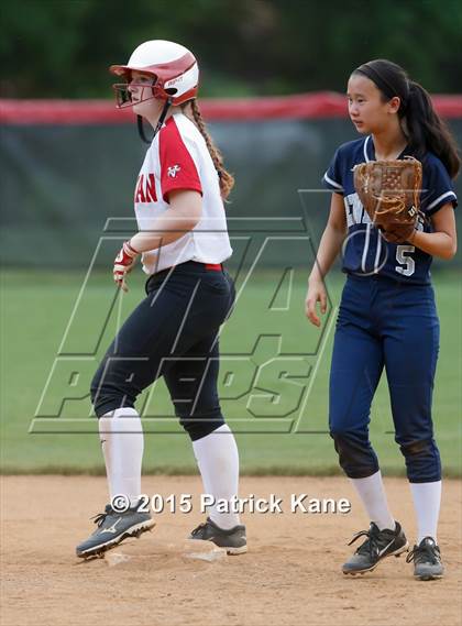 Thumbnail 2 in Washington-Lee @ McLean (VHSL 6A Conf 6 Quarterfinal) photogallery.