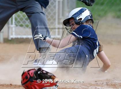 Thumbnail 2 in Washington-Lee @ McLean (VHSL 6A Conf 6 Quarterfinal) photogallery.