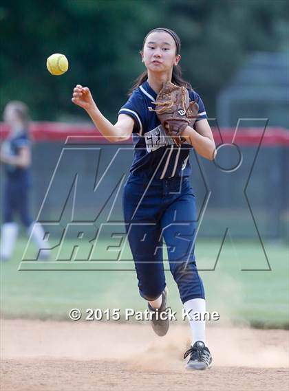 Thumbnail 3 in Washington-Lee @ McLean (VHSL 6A Conf 6 Quarterfinal) photogallery.